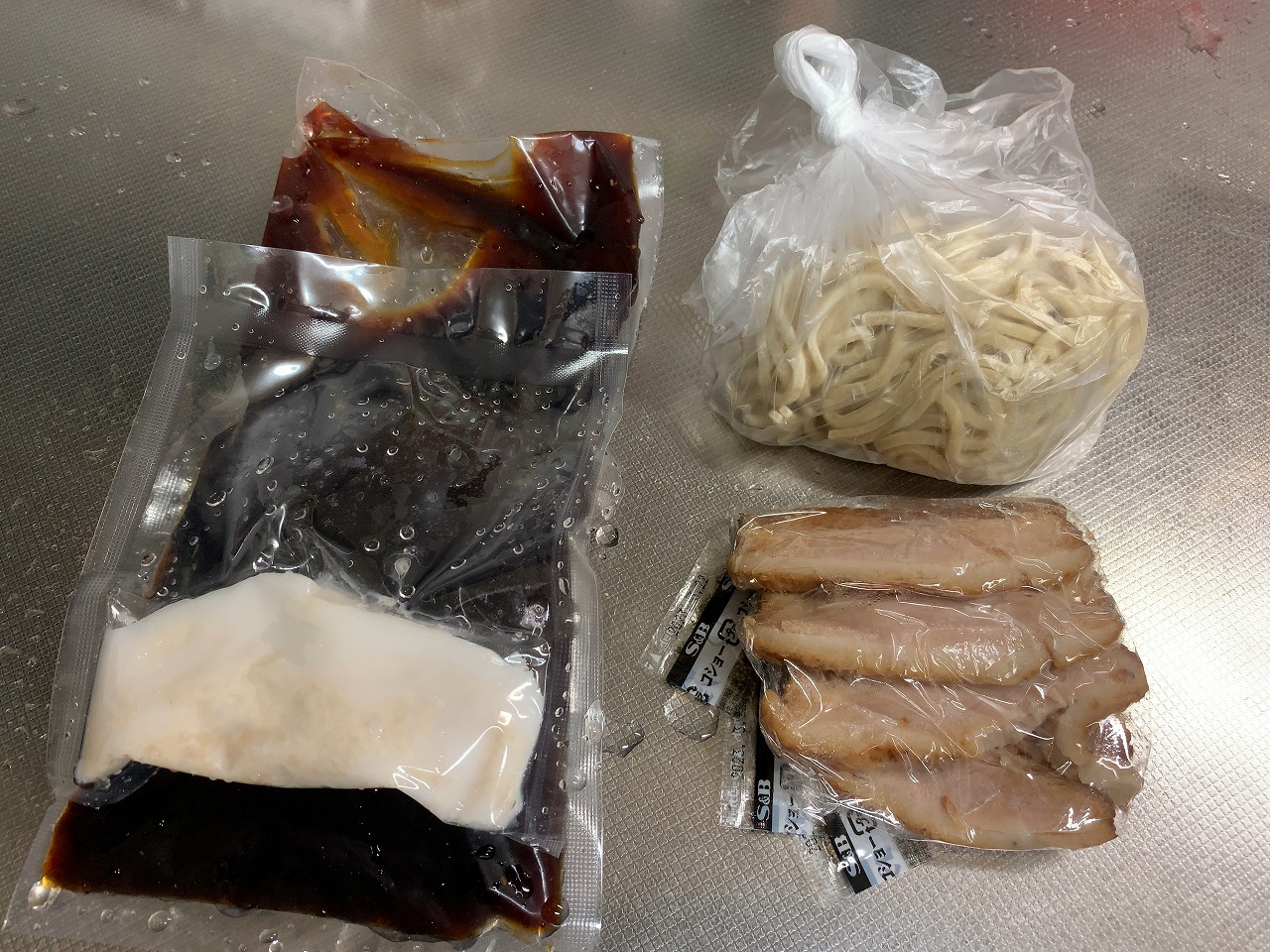 中田製作所のテイクアウトラーメン