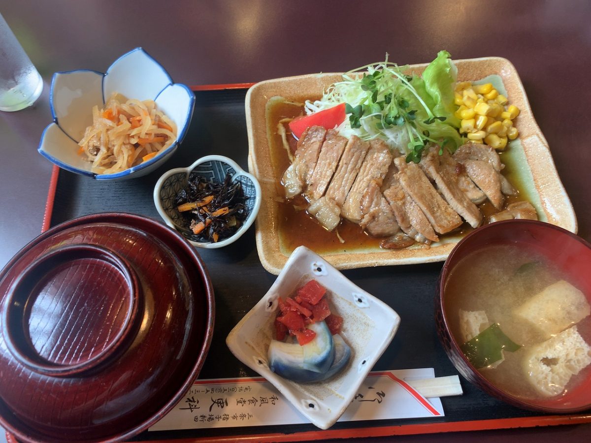和風食堂更科で焼肉定食