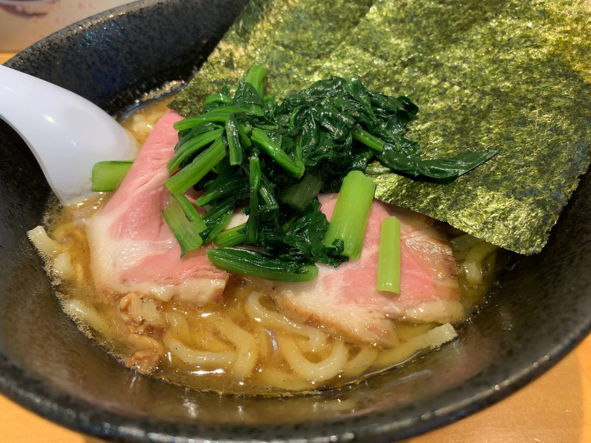 燕市YUKIで家系ラーメン