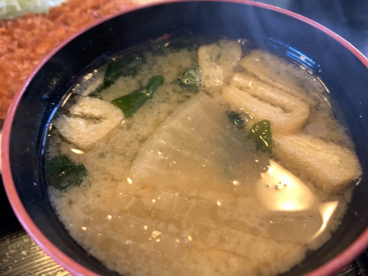 ジャンボ肩ロースカツ定食