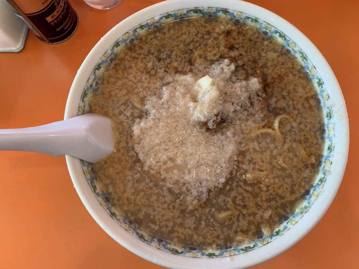 いこい食堂 背脂三兄弟の長男