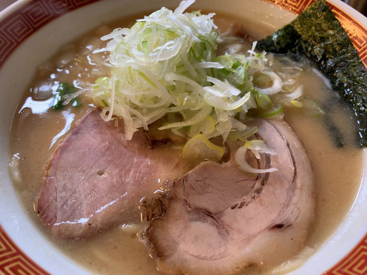 今日は新潟市江南区に有るラーメン屋「モン吉」さんのモン吉の「冬季限定味噌ジャンキー」が2月一杯で終了との事で行って来ました。