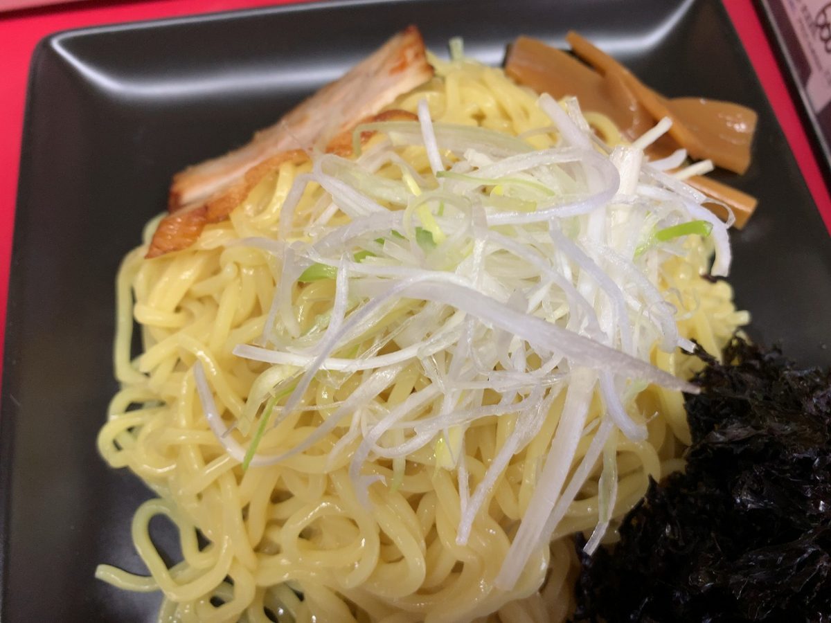 ほむらの「生姜香る魚介つけめん」