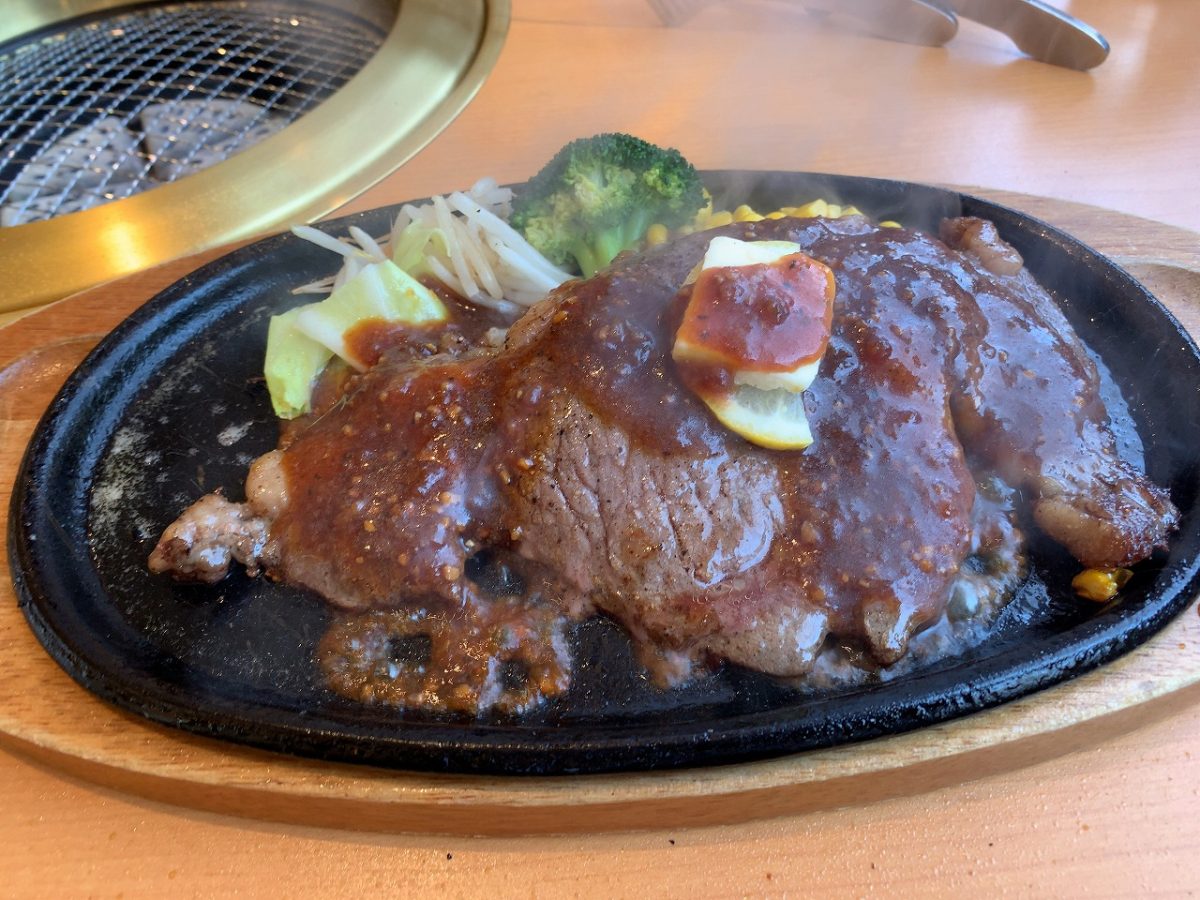 南大門のリブロースステーキランチ