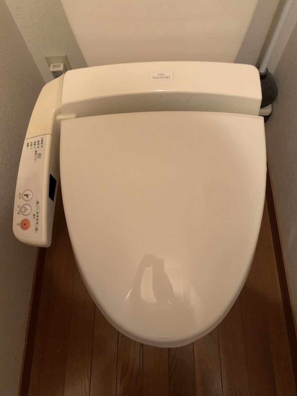 ウオシュレット便座交換 自分でやってみた