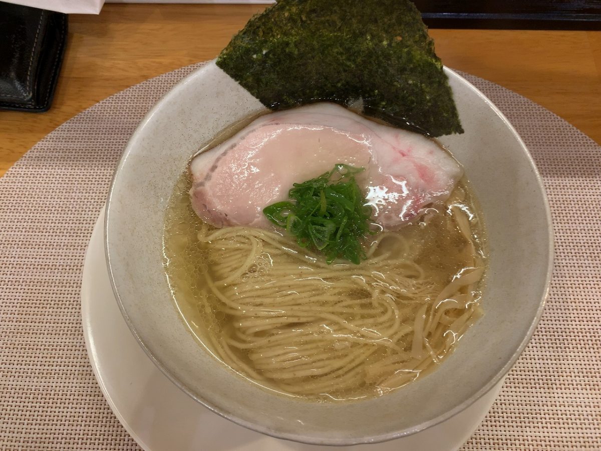 鶏と水の中華そば クボラボ