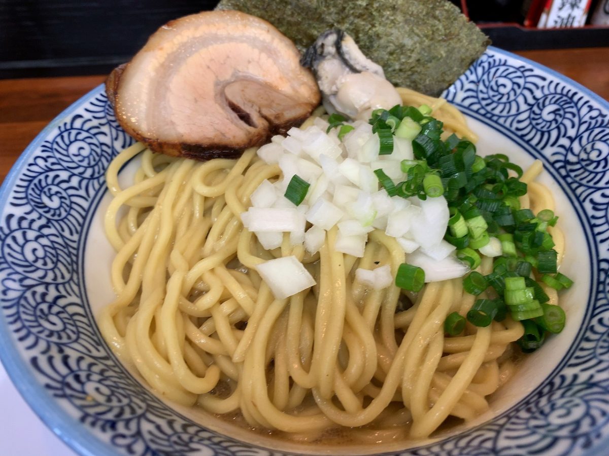 スガ井の限定「牡蠣の油そば」