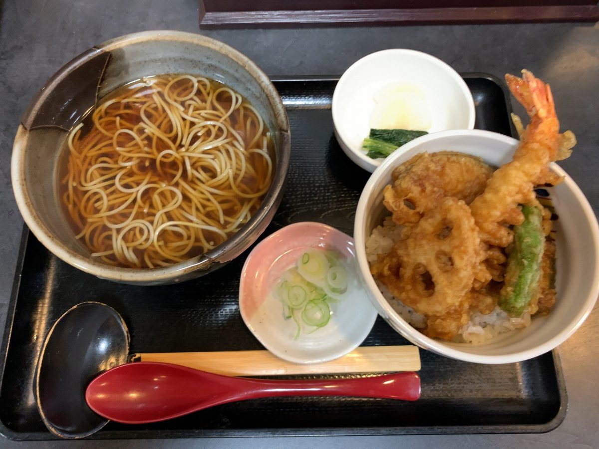 むろしま 小盛り天丼セット
