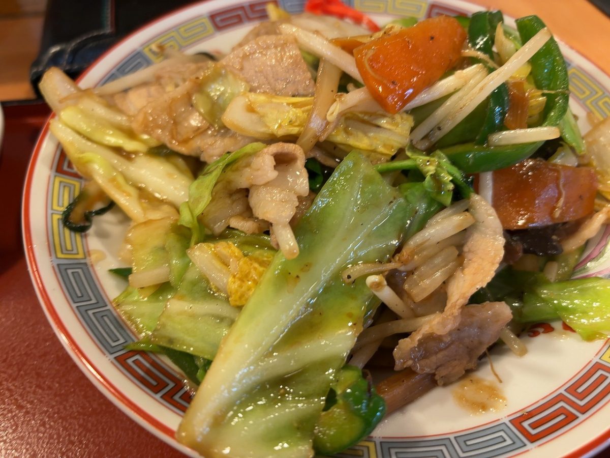 大むらの肉野菜炒め半ライス
