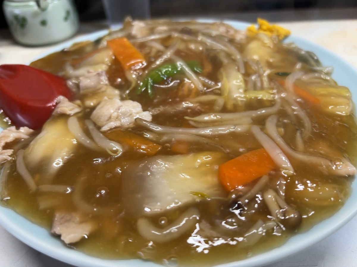 雪龍の五目あんかけ焼きそば