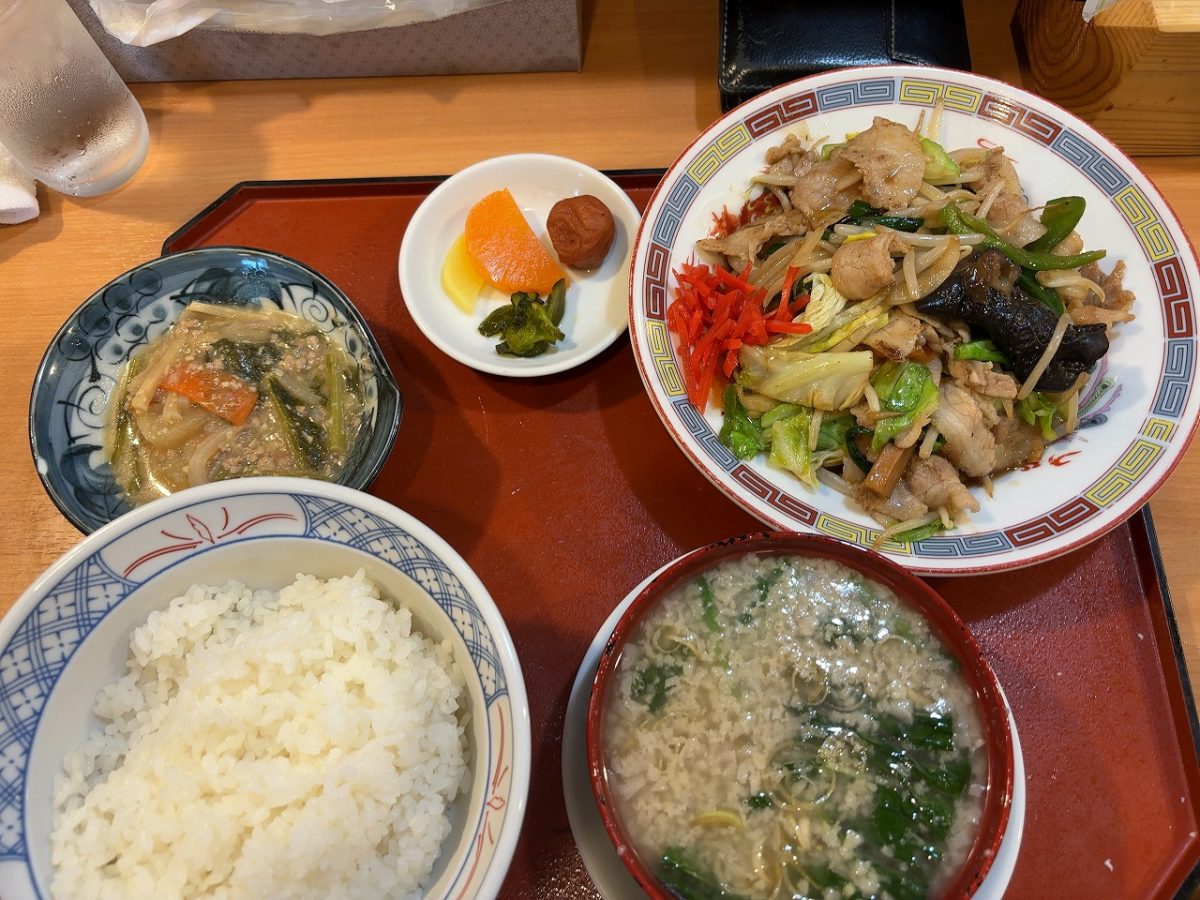 GWの燕の名店は凄かった 大むら食堂 「肉野菜炒め定食」