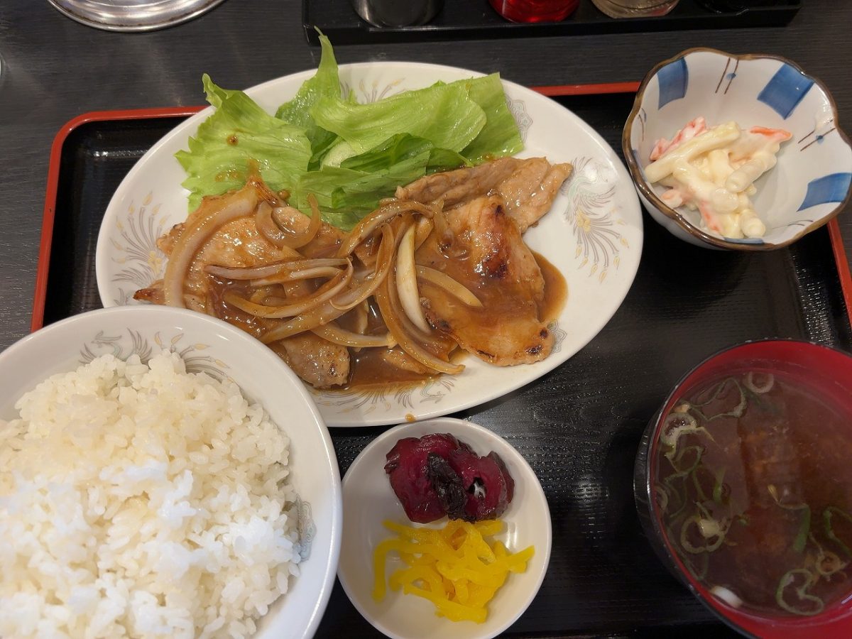 宝華さんの生姜焼き定食