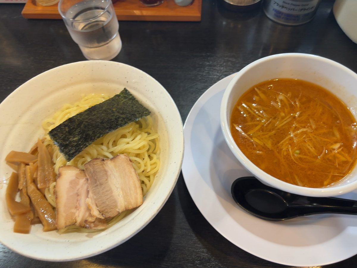鯉次の限定 「生姜味噌つけ麺」