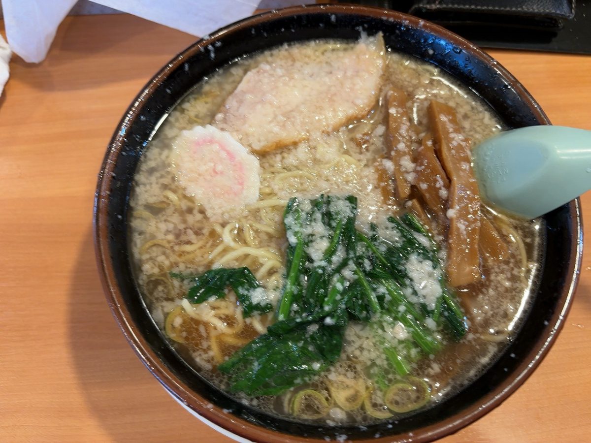大むら食堂の半盛りラーメン