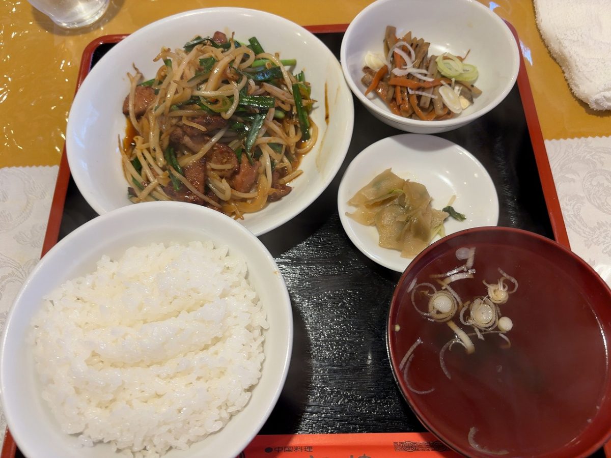 大観楼 ニラレバランチ