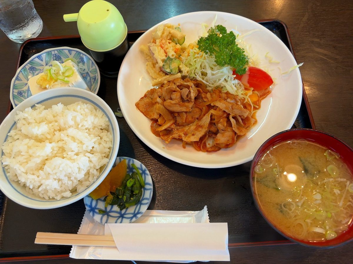 お食事処香月 生姜焼き定食