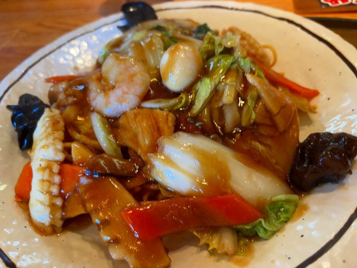 さんぽう亭 五目揚げ焼きそば