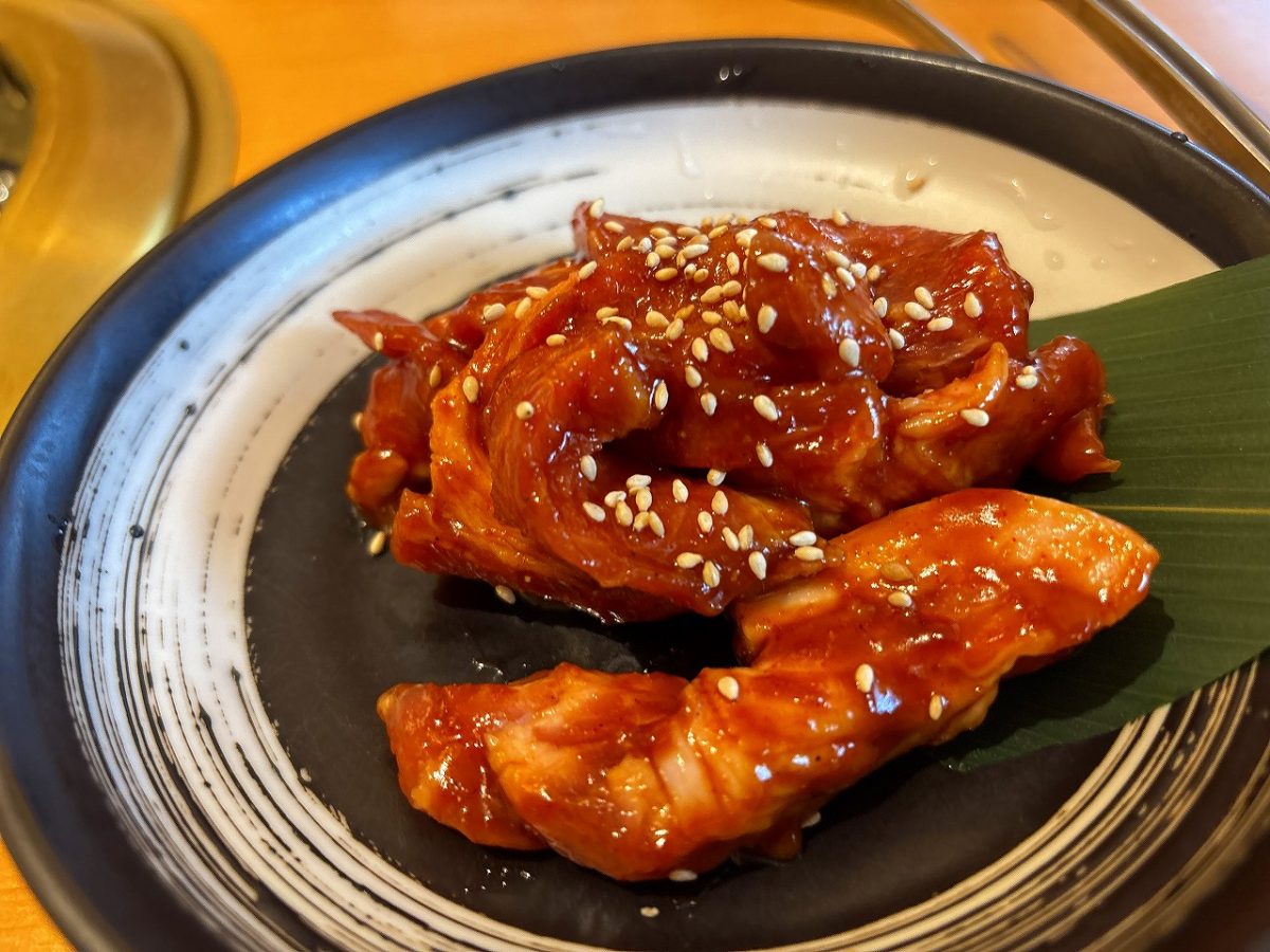 焼肉南大門で家族だんらん