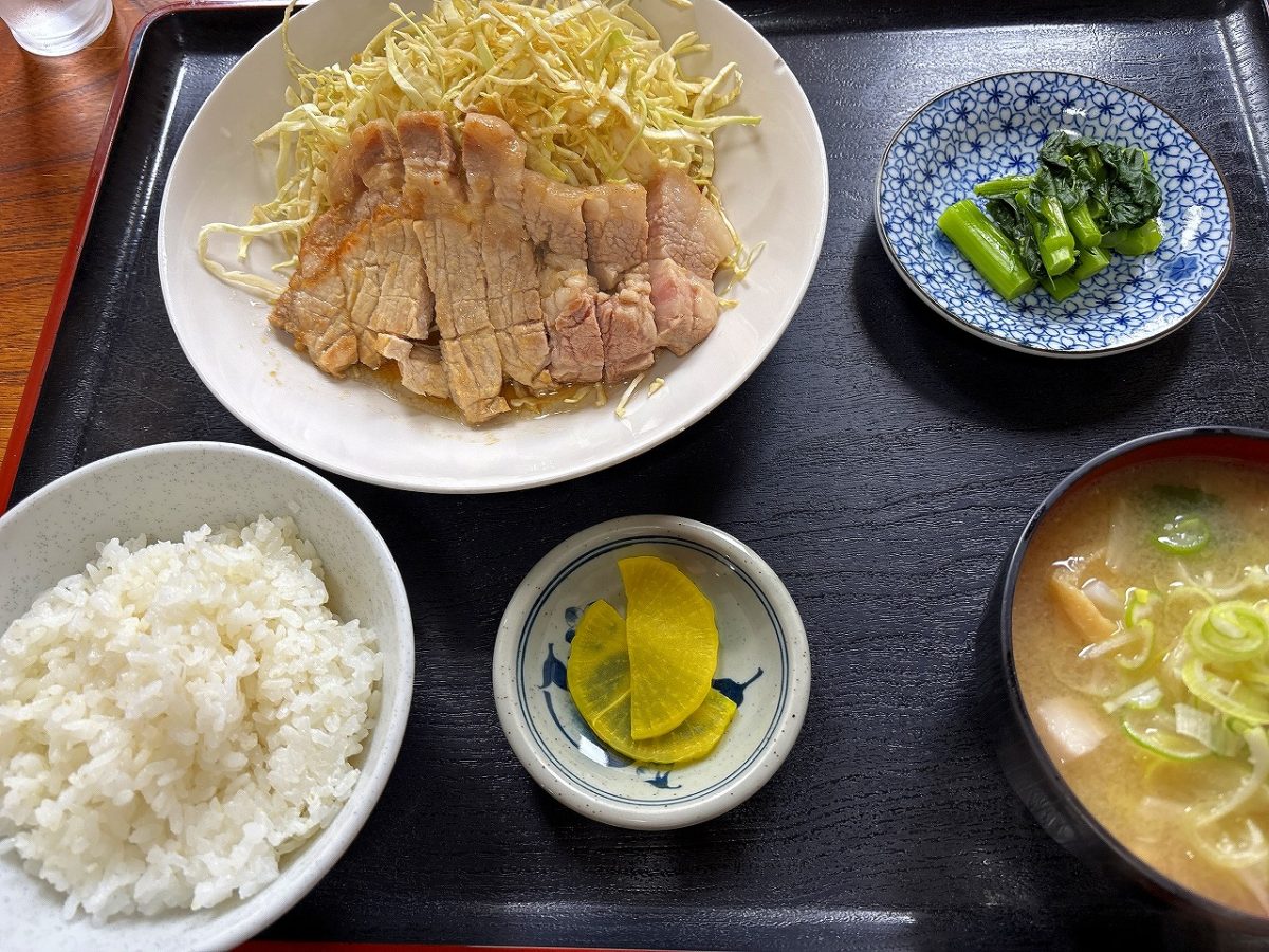 八号線食堂 焼肉定食