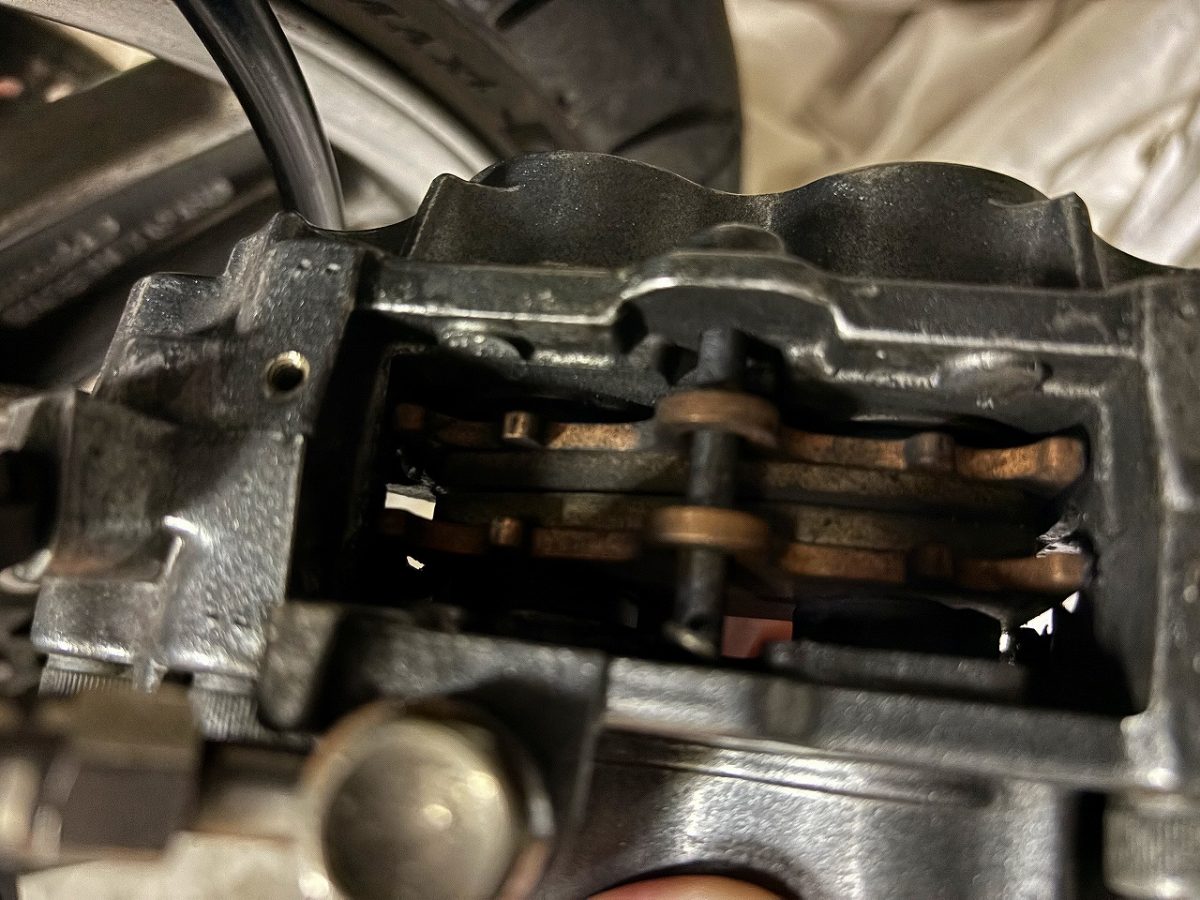 GPZ900R FブレーキOH