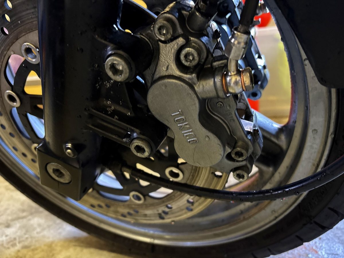 GPZ900R FブレーキOH後編