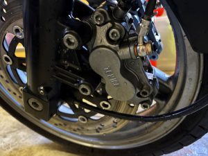 GPZ900R FブレーキOH後編