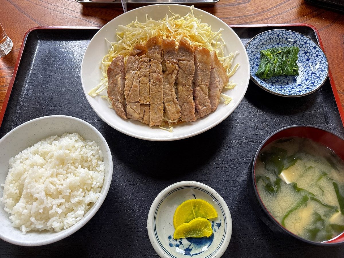 八号線食堂 焼肉定食