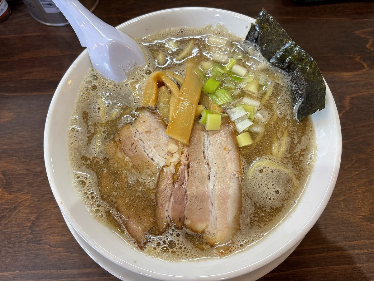 ラーチャン家 濃厚煮干し中華