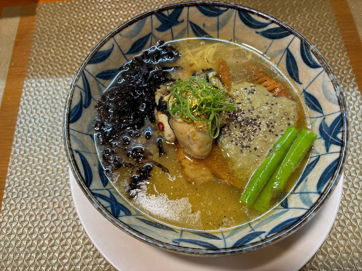クボラボ 牡蠣らぁめん
