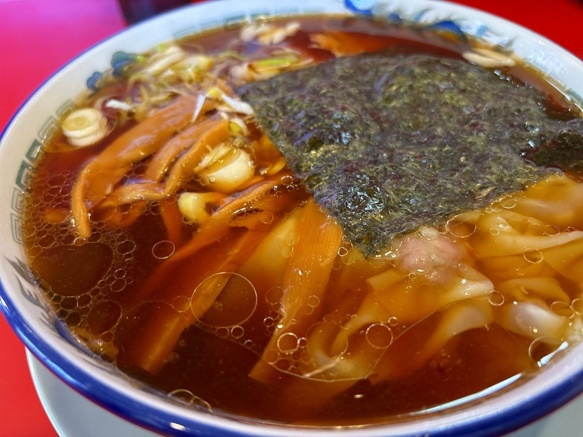 ちんちん亭 ワンタン麺