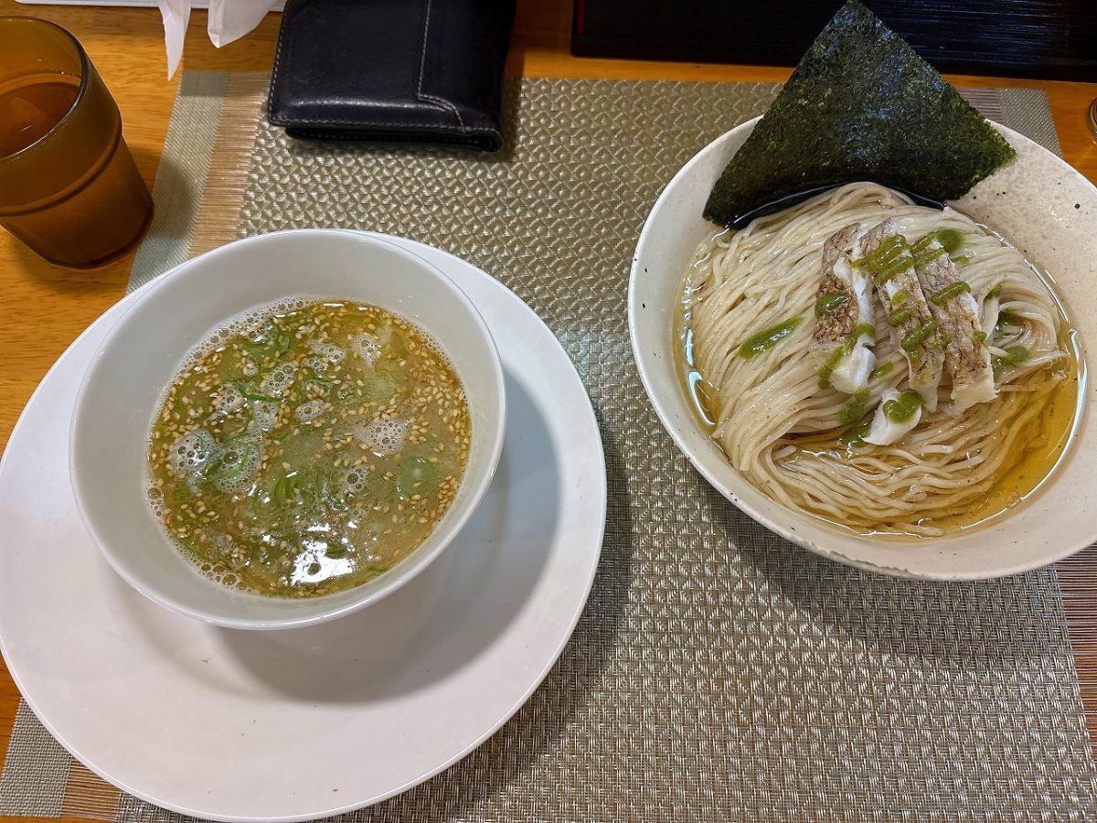 クボラボ 今日の限定麺
