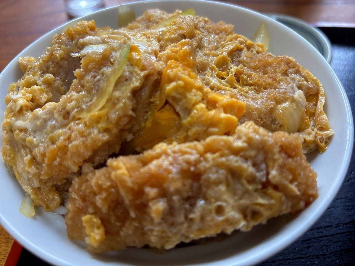 八号線食堂 玉子とじカツ丼