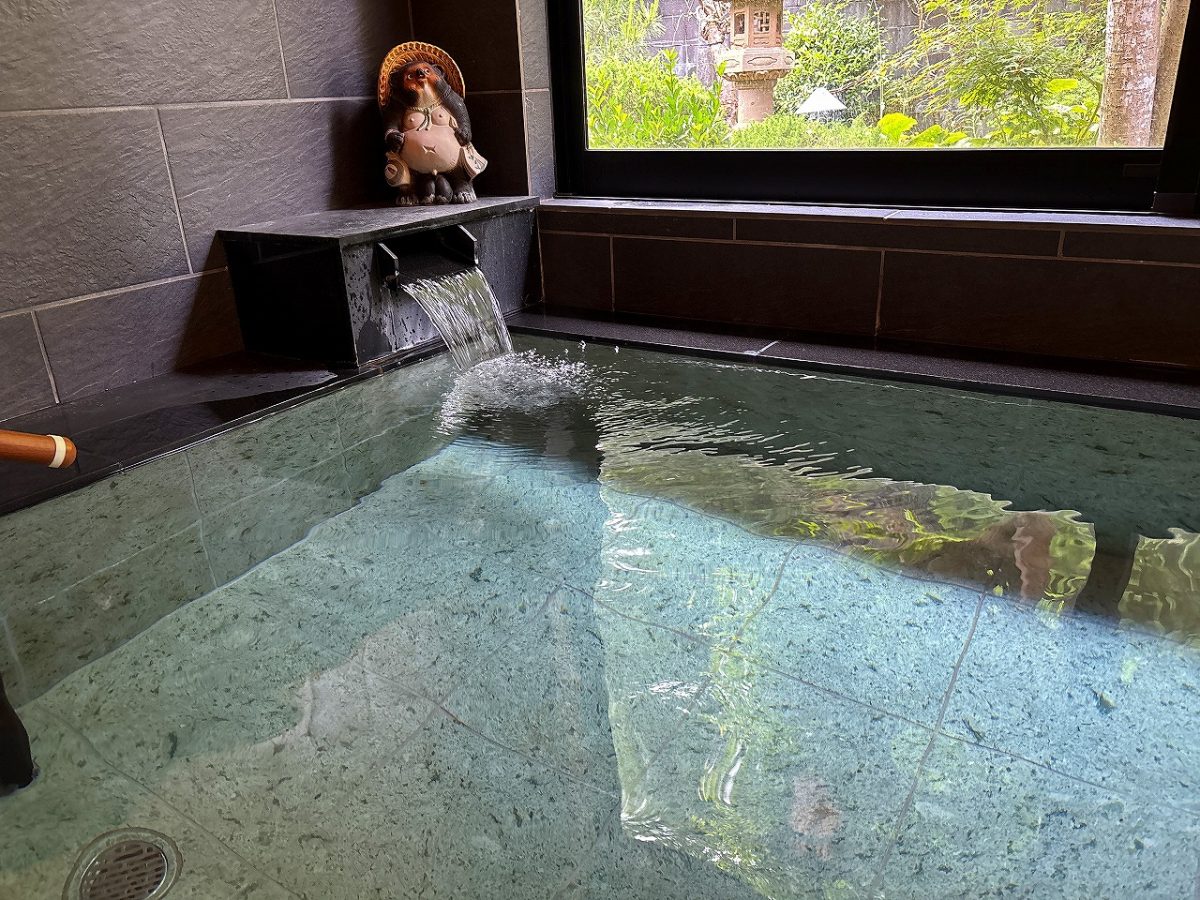 弥彦温泉 山本館